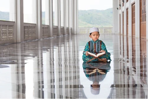 6 Cara Meningkatkan Konsentrasi Anak supaya Lebih Fokus Belajar saat Puasa
