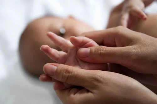 Baby Spa: 15 Manfaat + Panduan Melakukan