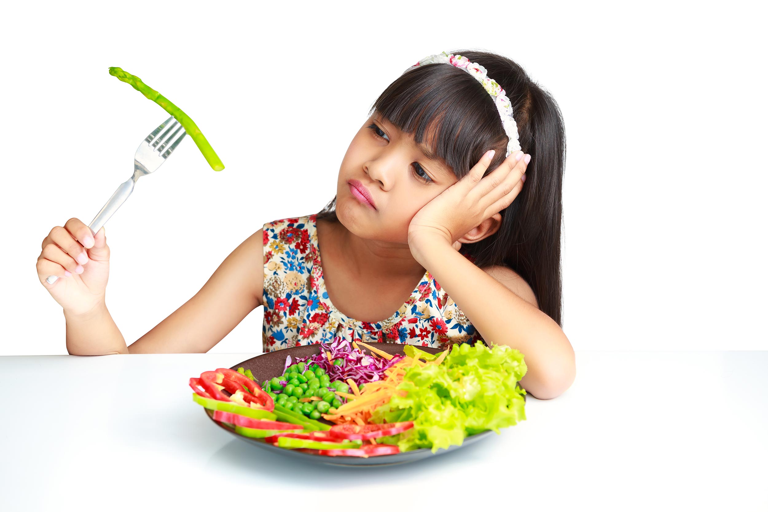 Anak susah makan sayur juga bisa disebabkan karena tampilannya yang tidak menarik