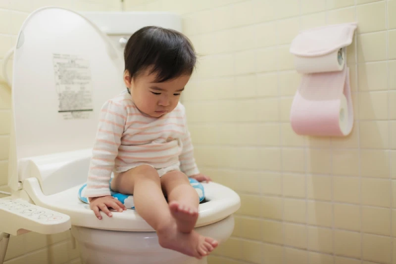 10 Cara agar BAB Anak Lancar dan Tidak Keras, Ibu Wajib Tahu!