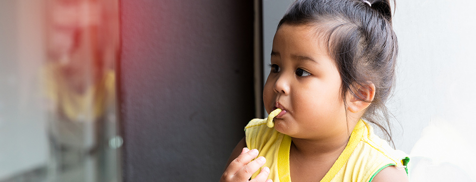 Yuk, cek apakah si Kecil termasuk dalam kategori kegemukan atau tidak