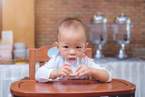 Bayi 11 Bulan Boleh Minum Susu 1 Tahun?