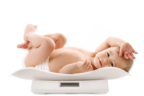 Berat Badan Bayi 6 Bulan yang Ideal & Cara Menambahnya