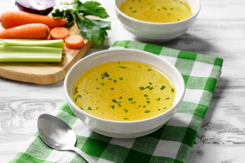 Kaldu Ayam MPASI: Manfaat, Cara Buat, Ide Resep