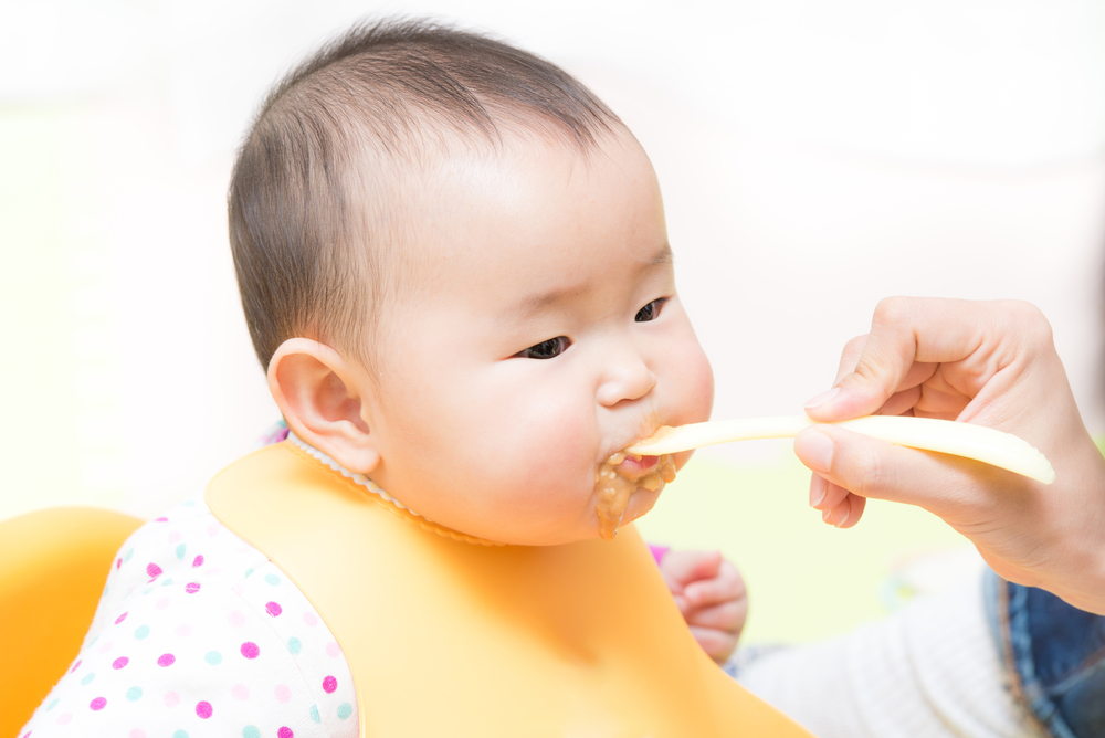 MPASI Pertama Bayi 6 Bulan: Panduan Makanan, Porsi, dan Cara Memulainya
