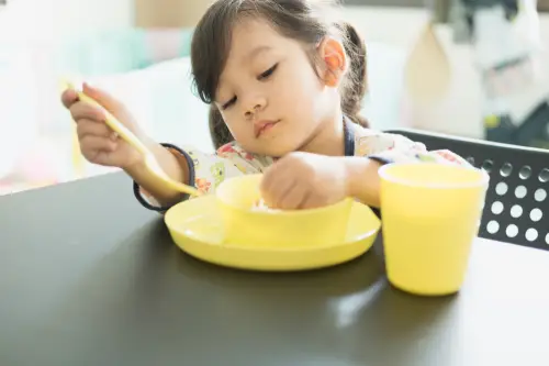 Anak Susah Makan? Kenali Penyebab dan Cara Efektif Atasinya
