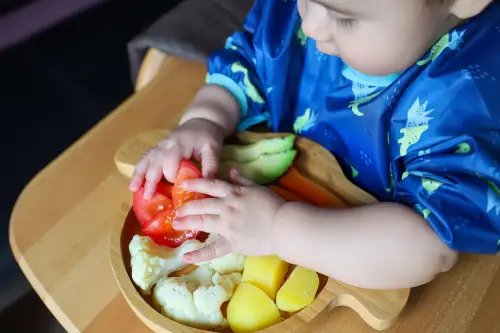 Serat untuk Bayi: 7 Manfaat + Sumber Makanan