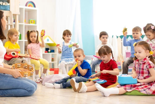 Punya Banyak Manfaat, Ini 5 Alasan Pentingnya Mengenalkan Audio Musik pada Anak