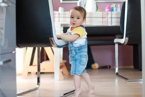 8 Cara Stimulasi Terbaik untuk Bayi Usia 11 Bulan