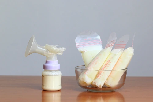 Cara Menghangatkan ASI Tanpa Mengurangi Nutrisi