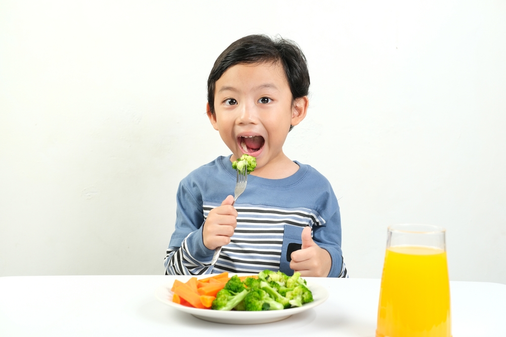 Cara agar Anak Suka Makan Sayur Tanpa Drama