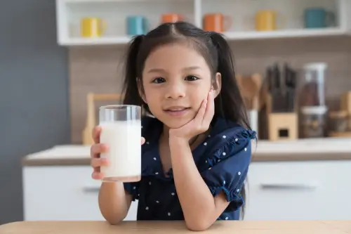 Susu Formula Anak 1 Tahun: 6 Tips Memilih