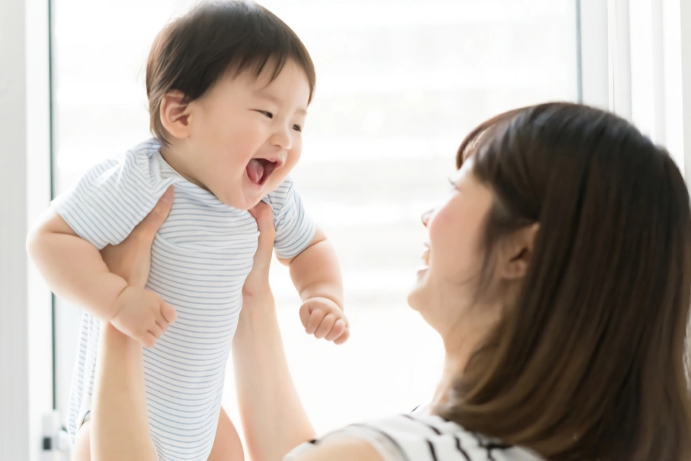 Tips Melatih Motorik Si Kecil