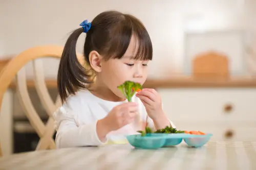 Vitamin E untuk Anak: 7 Manfaat + Sumber

